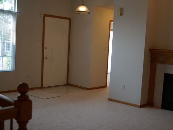 4th image of 5483 Longview Ct Unit 2