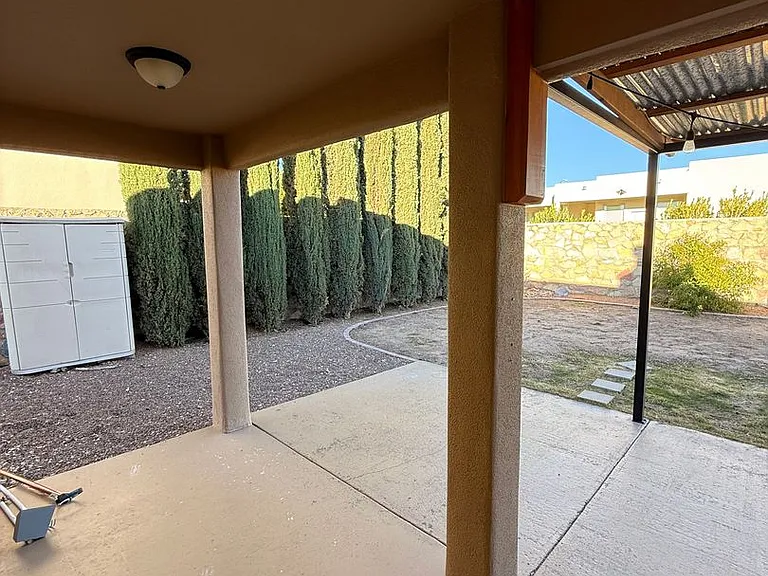 2043 Villa Napoli Loop E — Photo 39