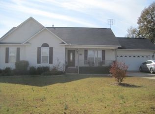 415 Kingsboro Ct, Woodruff, SC 29388