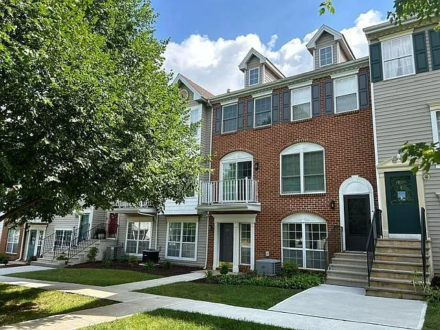 1973 Willings Ln — Photo 32