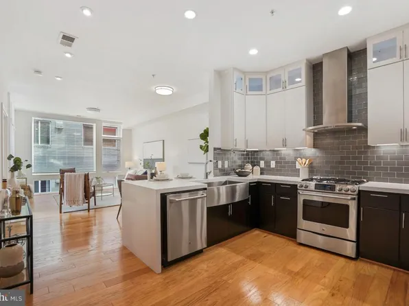 1443 Chapin St NW APT 202, Washington, DC 20009
