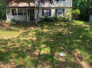 5 Propose Rd, Shirley, NY 11967