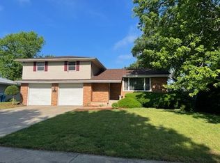 877 S Yates Ave, Kankakee, IL 60901