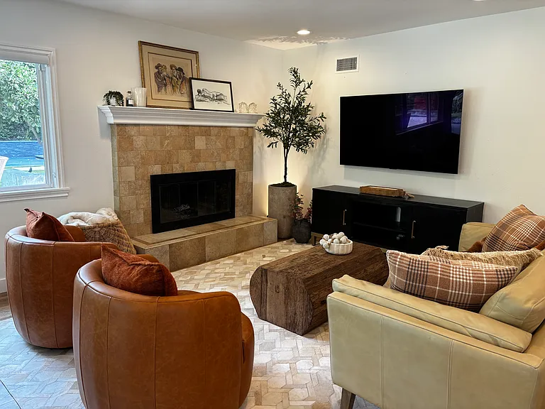 4410 Canoga Dr — Photo 57