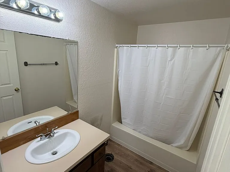 3998 Linn Ave SE — Photo 10