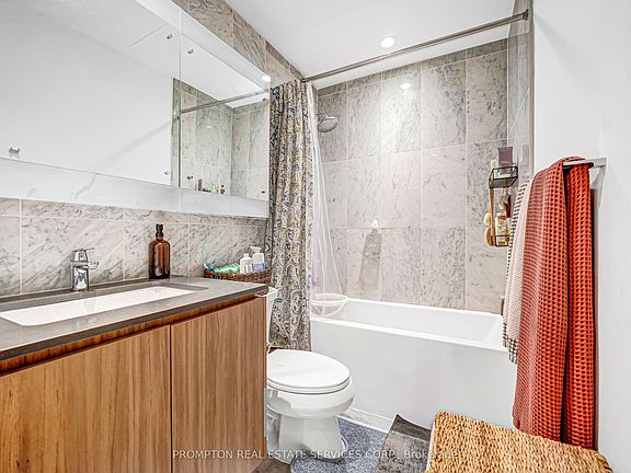 5th image of 90 Queens Wharf Rd #208