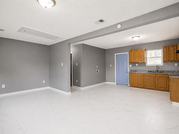 3rd image of 1420 National St