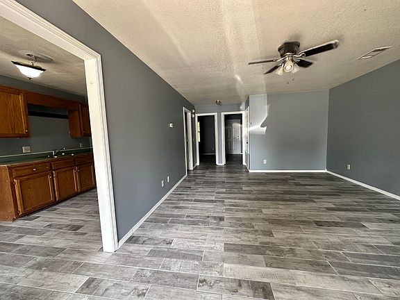 2nd image of 1406 S Commerce Ave APT B