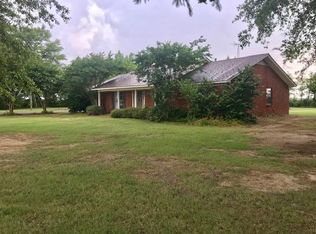 640 Dobaker Rd, Leland, MS 38756