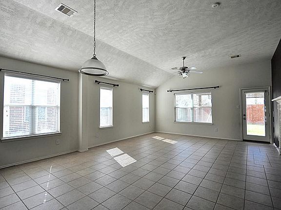 5th image of 2636 Cypress Springs Dr