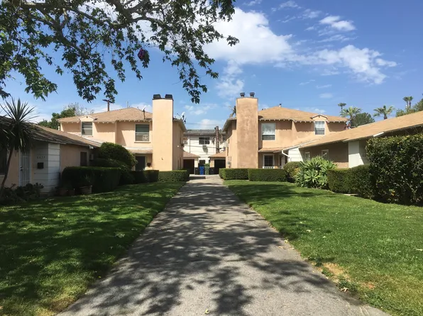 5527 Radford Ave, Valley Village, CA 91607