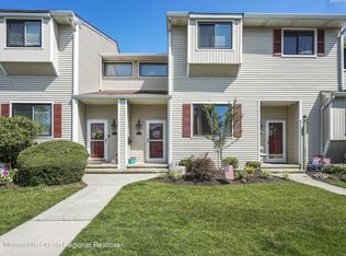 324 Middlewood Rd, Middletown, NJ 07748