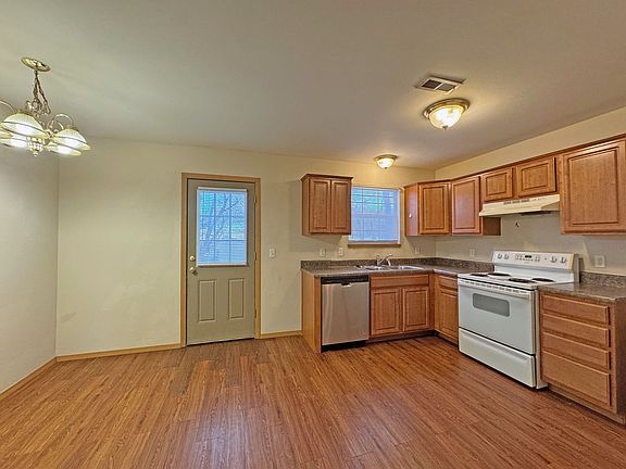 3rd image of 315 Vista Ct #0