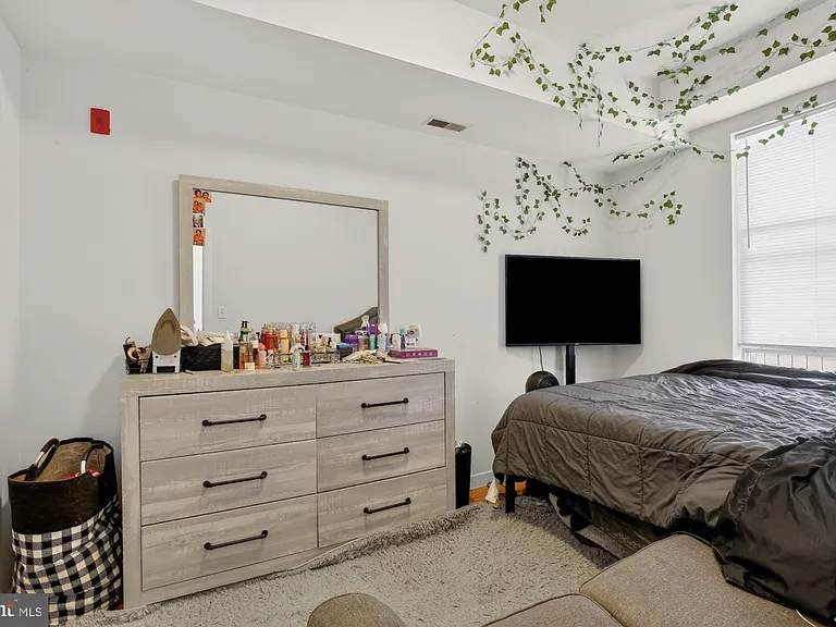 4011 Baring St #8 — Photo 8