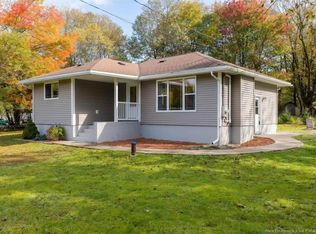 222 Gondola Point Rd, Rothesay, NB E2E 2A3