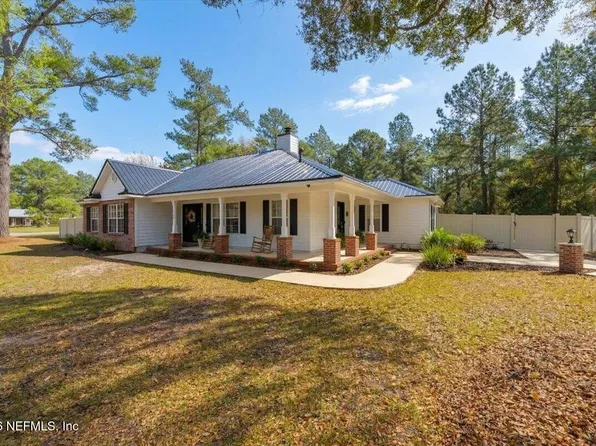 129 GRASSY Lane, Palatka, FL 32177