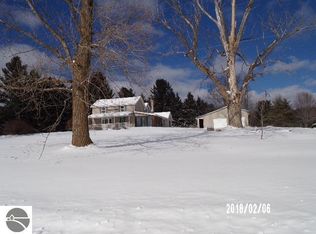 18246 Nineteen Mile Rd, Tustin, MI 49688