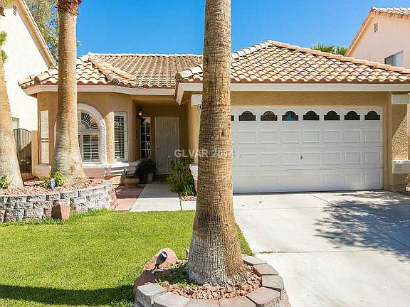 3rd image of 8212 Hollow Wharf Dr