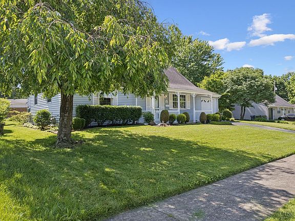 2nd image of 3308 Suwanee Ct