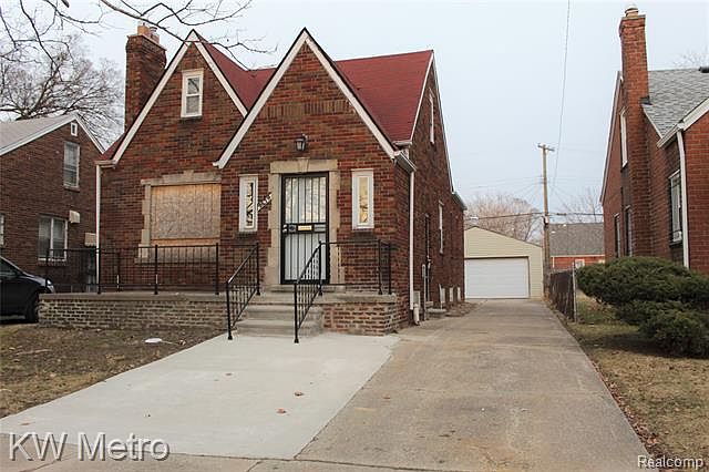 1st image of 9174 Northlawn St NW