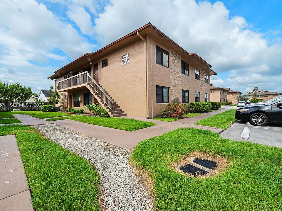 1st image of 10049 Winding Lake Rd APT 202