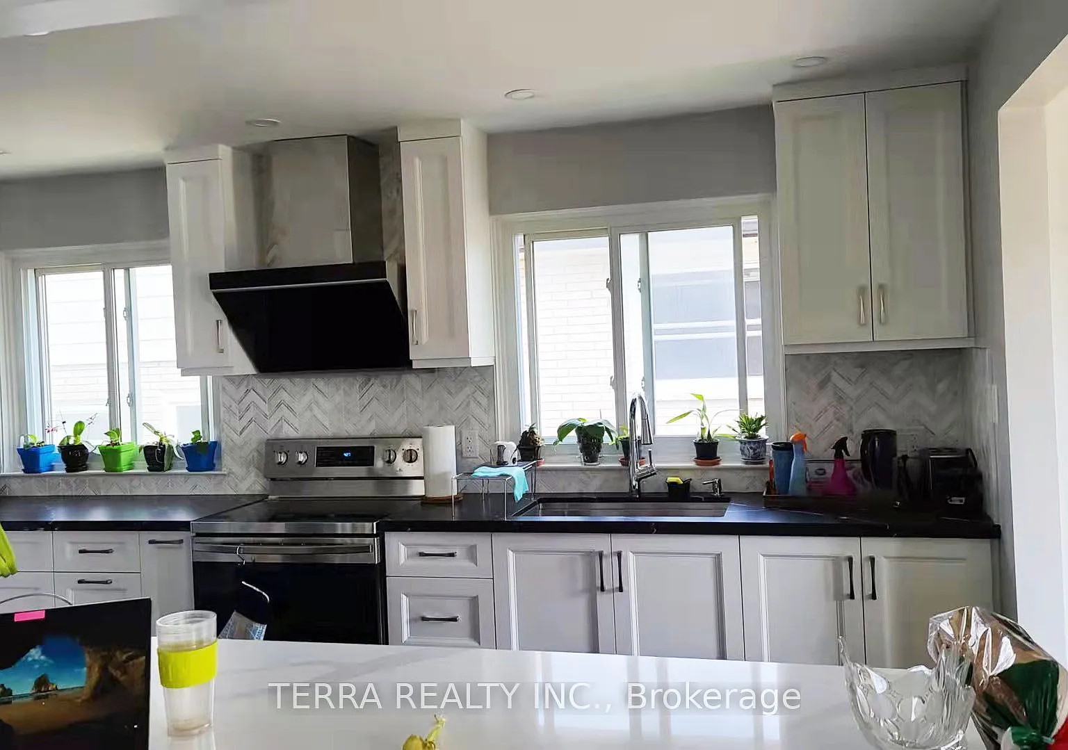 4 bed, $3,500 — Photo 4