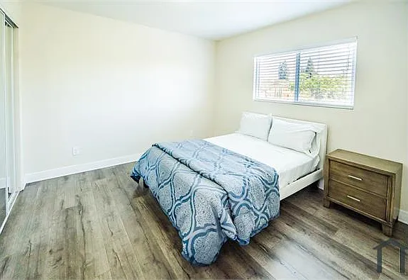 2435 Lancaster Ave #A — Photo 6