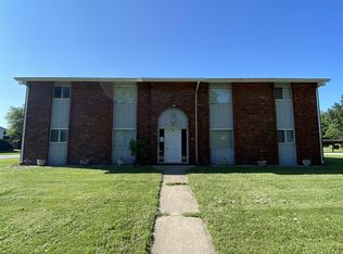 2110 Lexington Dr, Springfield, IL 62704