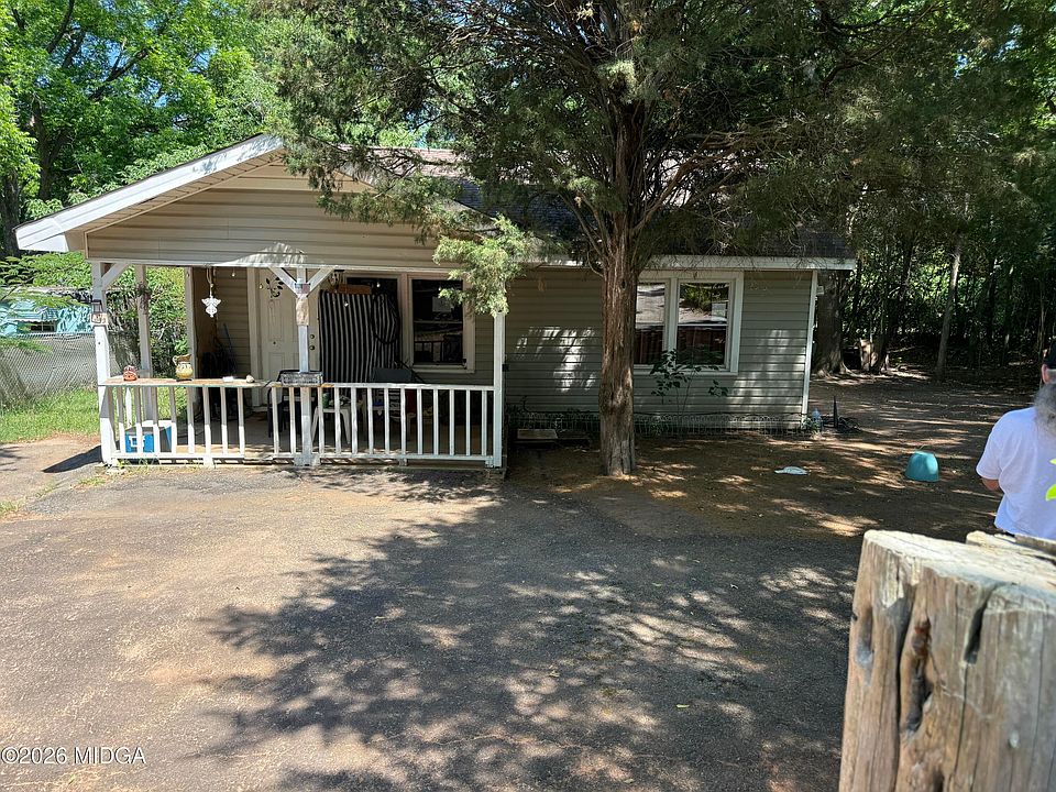 2nd image of 4222 Trammel Ave