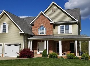120 Hermitage Blvd, Berryville, VA