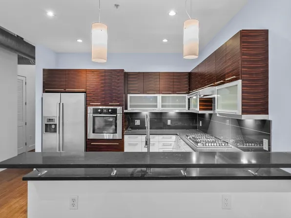 650 Montgomery Street image 18 of 47