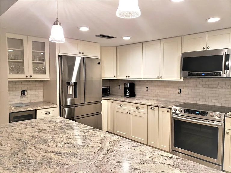 1460 Gulf Blvd #1102 — Photo 9