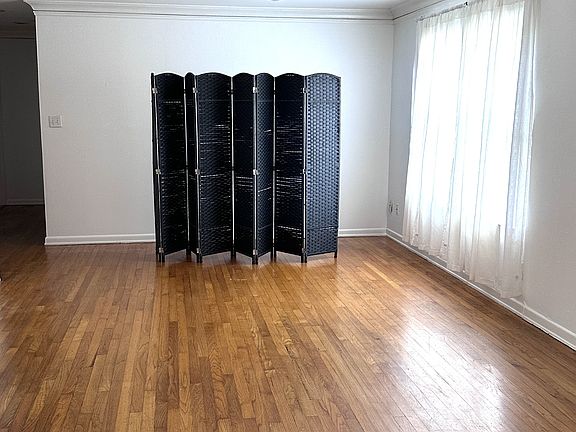 3rd image of 213 Doddridge St