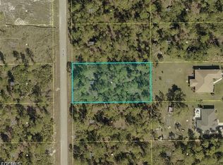 908 Oak Ave, Lehigh Acres, FL 33972