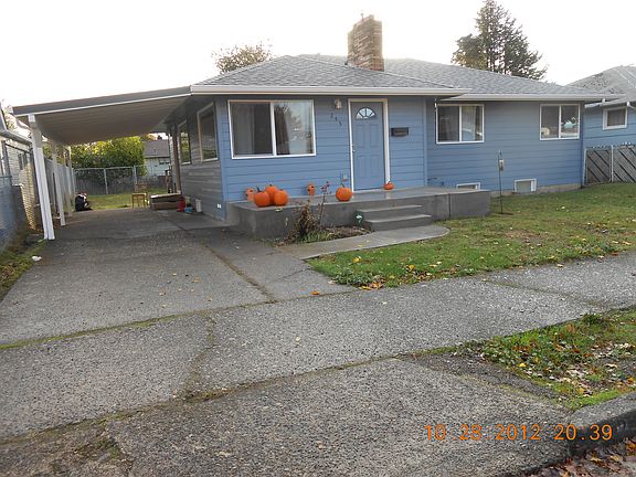 Front of house ( carport view )