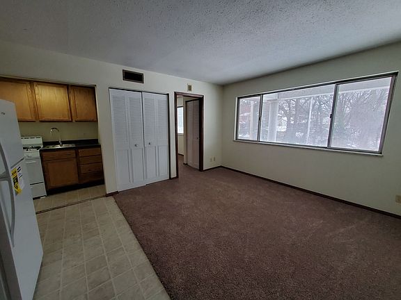 2nd image of 5509 34th Ave #204