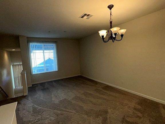 3rd image of 622 Arcadia Dr