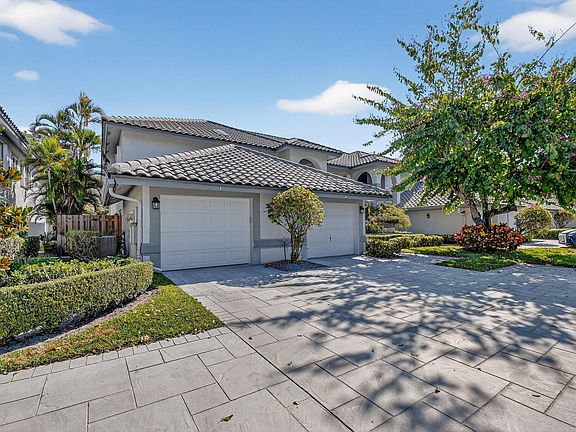 4th image of 11683 Briarwood Circle #3