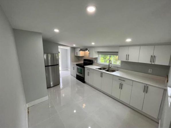 9518 Robson St, Chilliwack, BC V2P 4E5