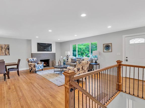 3rd image of 5051 Donjoy Dr