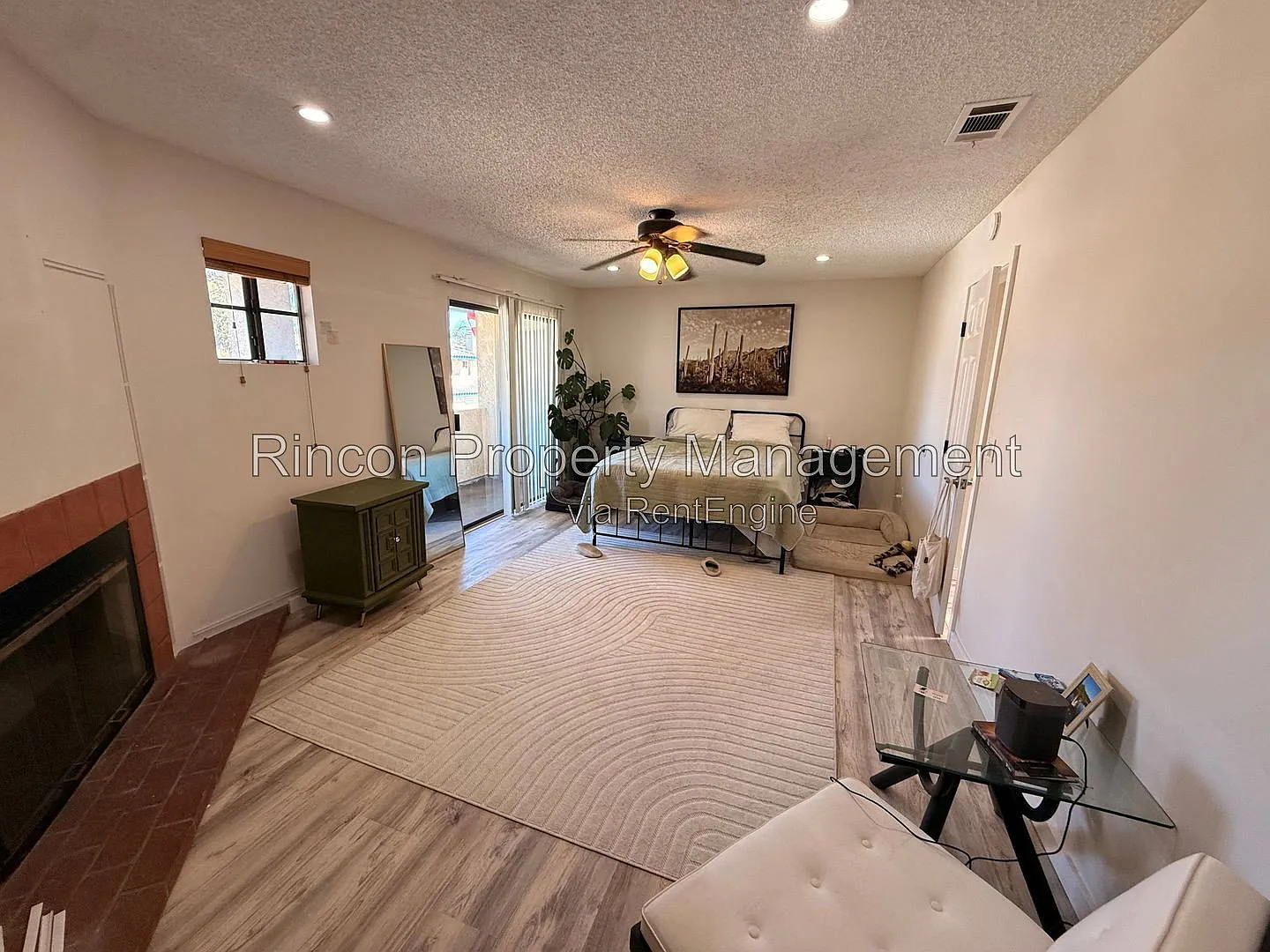 3 bed, 3.0 bath, 1172 sqft, $3,495 — Photo 2