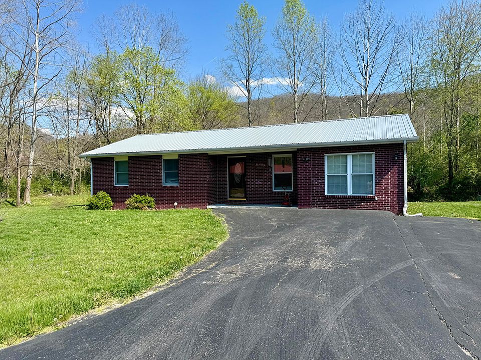 1st image of 223 Maher Dr