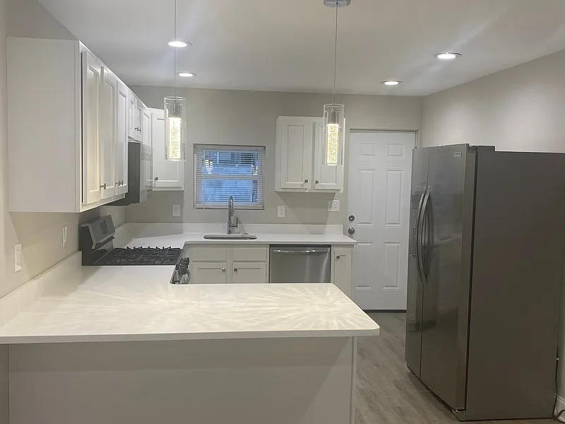 2 bed, 2.5 bath, 1120 sqft, $1,875 — Photo 3