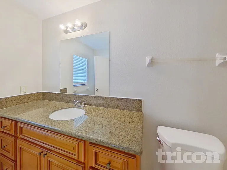 2273 Seward Cir — Photo 17
