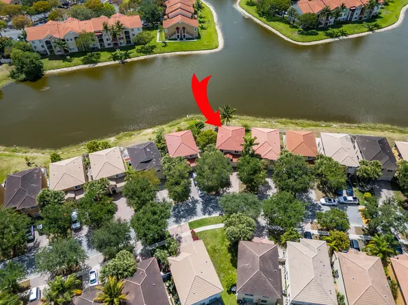 4341 NE Lake Lucerne Circle NE, West Palm Beach, FL 33409