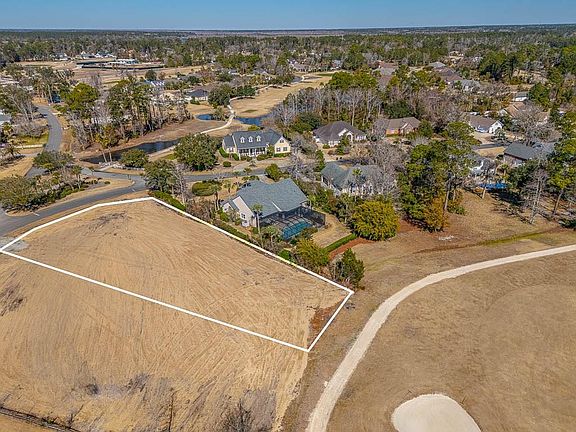 3rd image of 275 Harbor Pointe Dr #541