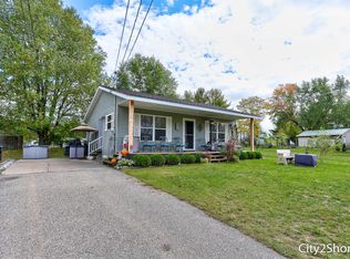 11632 Riverside Dr #B, Stanwood, MI 49346