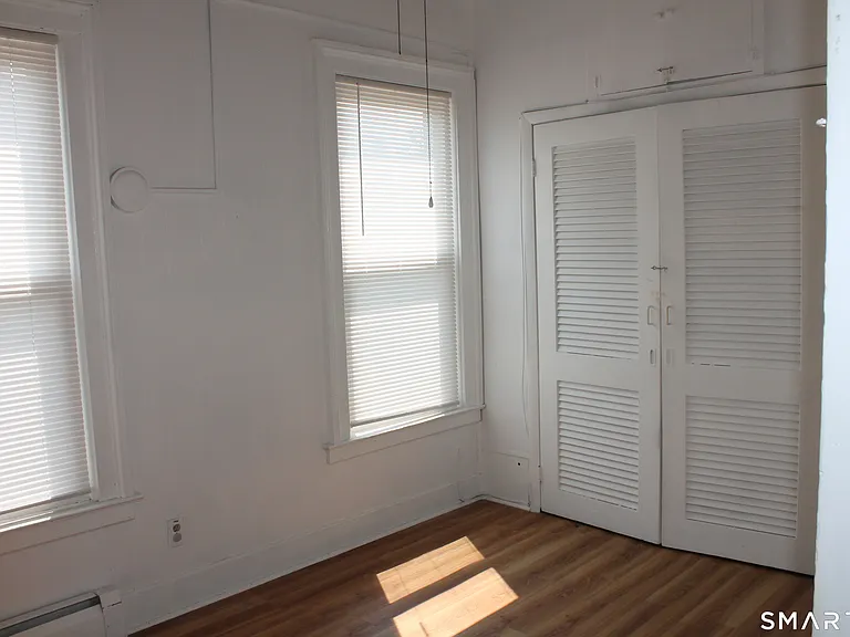 115 S Colony St — Photo 5