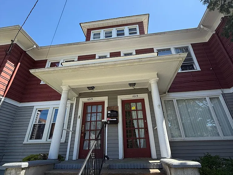 1015 Prospect St #2L — Photo 17