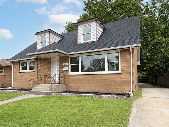 2nd image of 16445 Dobson Ave